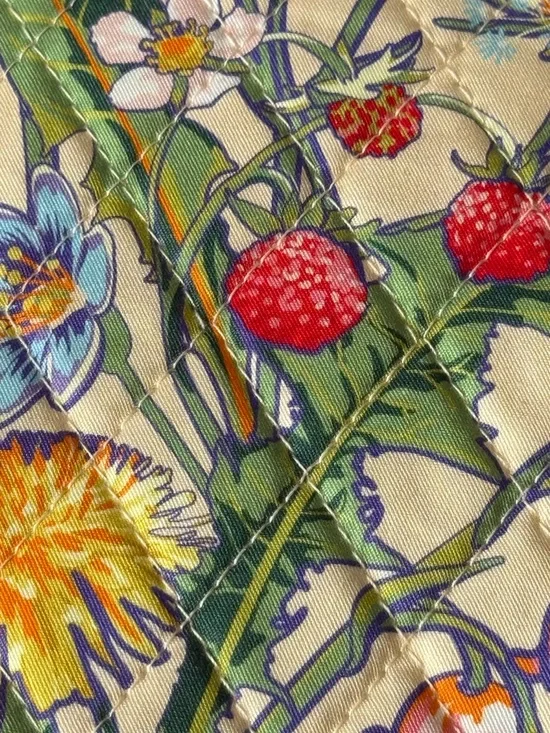 Vera Bradley double eyeglass case in Cream Floral Quilted . - Picture 3 of 7